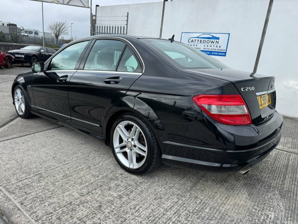 Mercedes-Benz C Class 2.1L Sport LL59GBZ Black #3