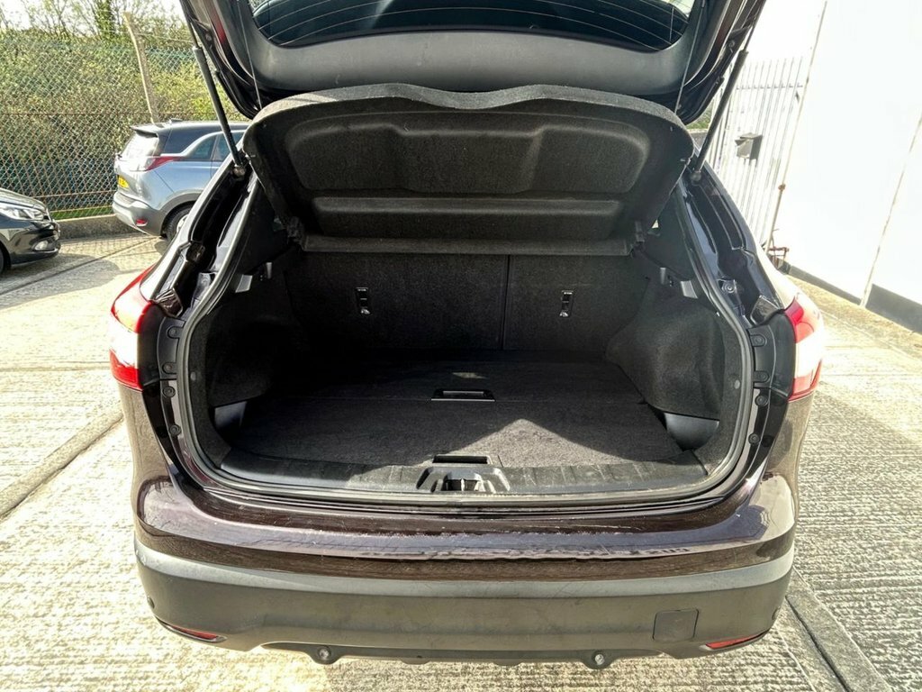 Nissan Qashqai 1.6L Acenta Premium DV64OGD Black #5