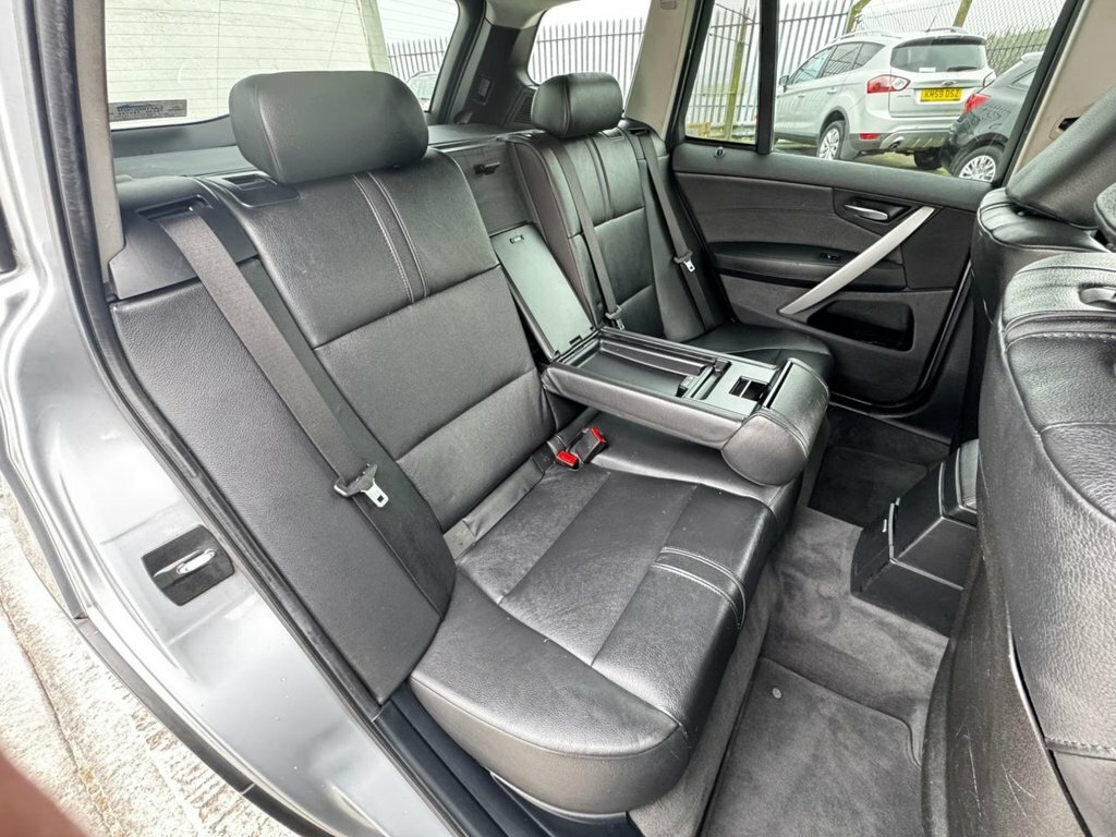 BMW X3 2L Se Black #21