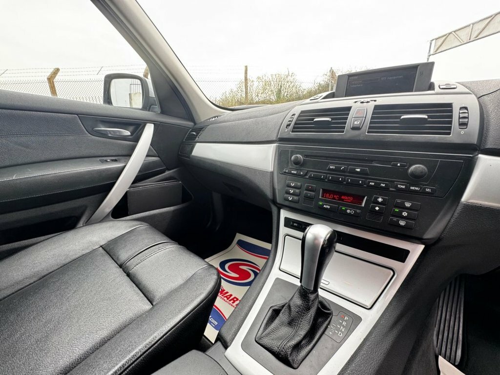 BMW X3 2L Se Black #44