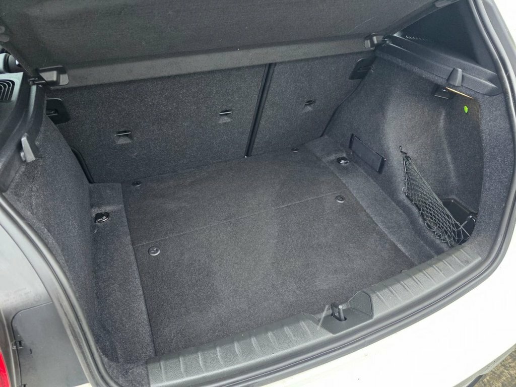 BMW 1 Series 2L Sport YE14LSY White #6