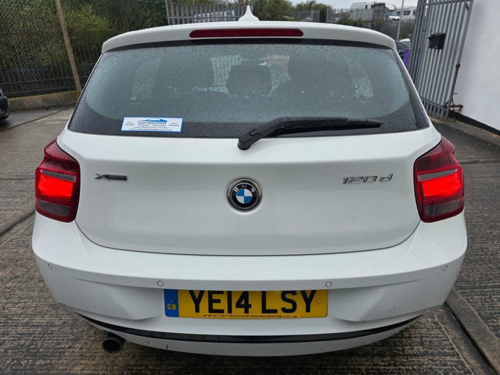 BMW 1 Series 2L Sport YE14LSY White #4