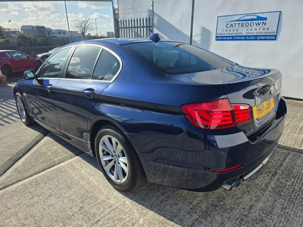 BMW 5 Series 2L Se RO11JZK Blue #3