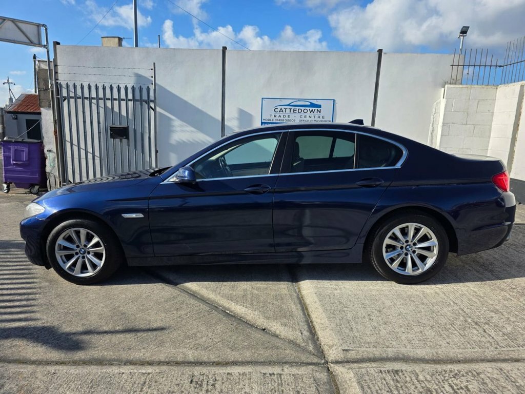 BMW 5 Series 2L Se RO11JZK Blue #2