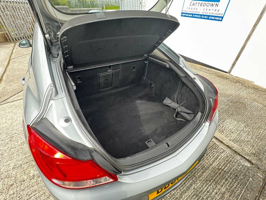 Vauxhall Insignia 2L Sri Silver #6