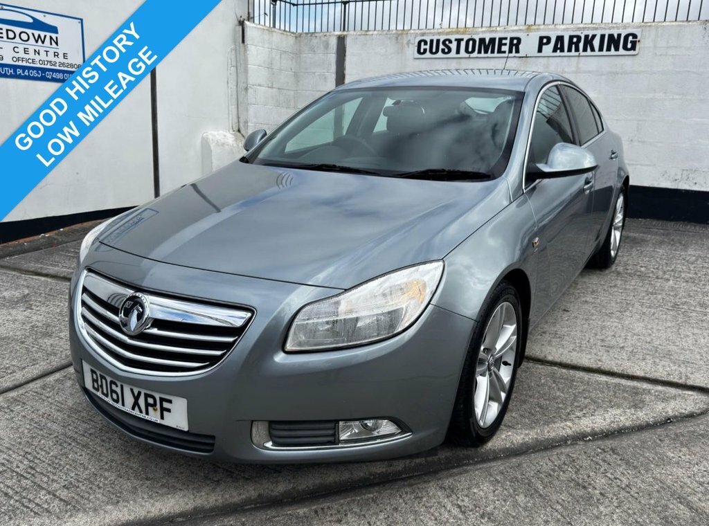 Vauxhall Insignia 2L Sri Silver