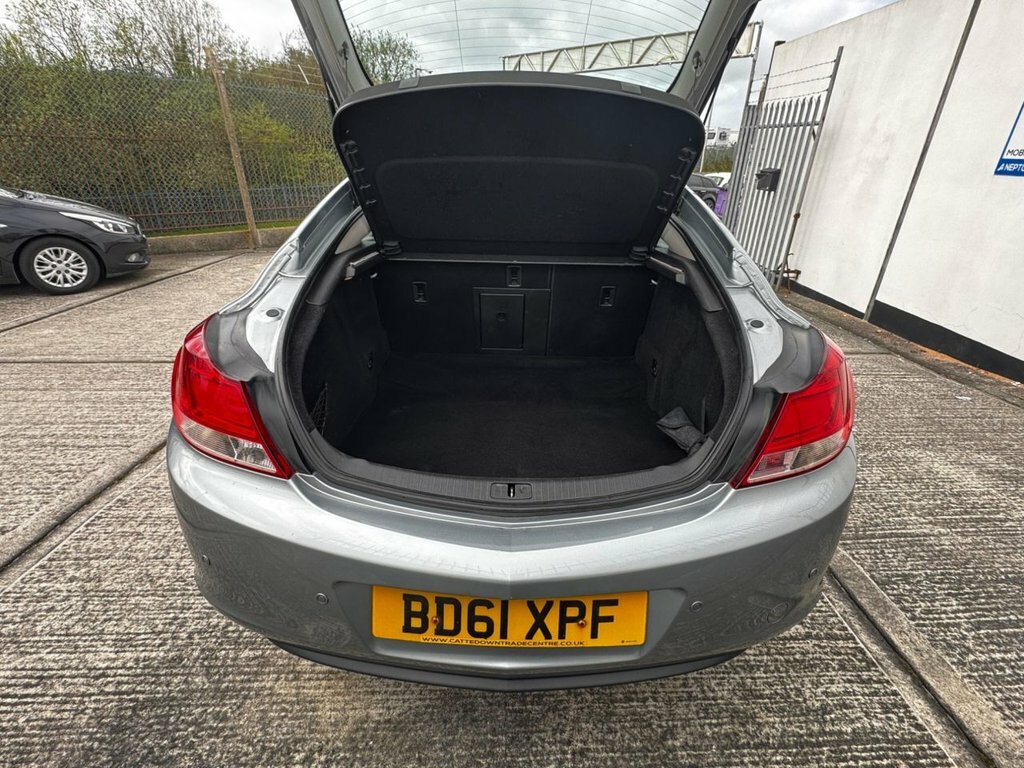Vauxhall Insignia 2L Sri Silver #5