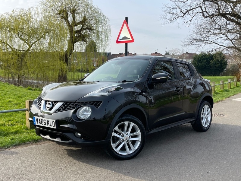 Nissan Juke N-connecta Dci Black