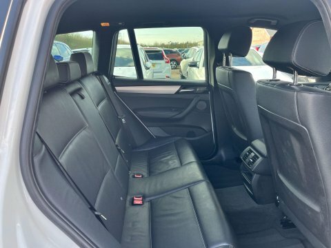 BMW X3 2.0 20D M SP67SFX White #2