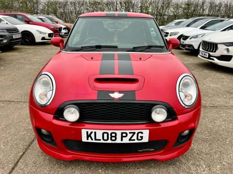 Mini Hatch 1.6 John Cooper Red #3