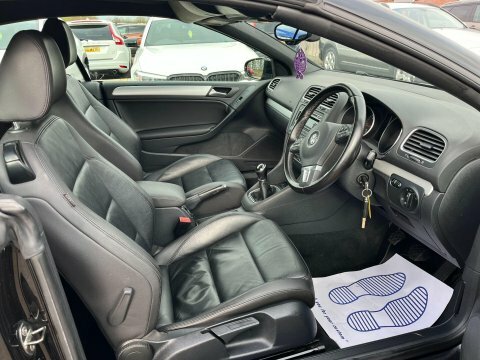 Volkswagen Golf 2.0 Tdi Bluemotion LO62LRK Black #2
