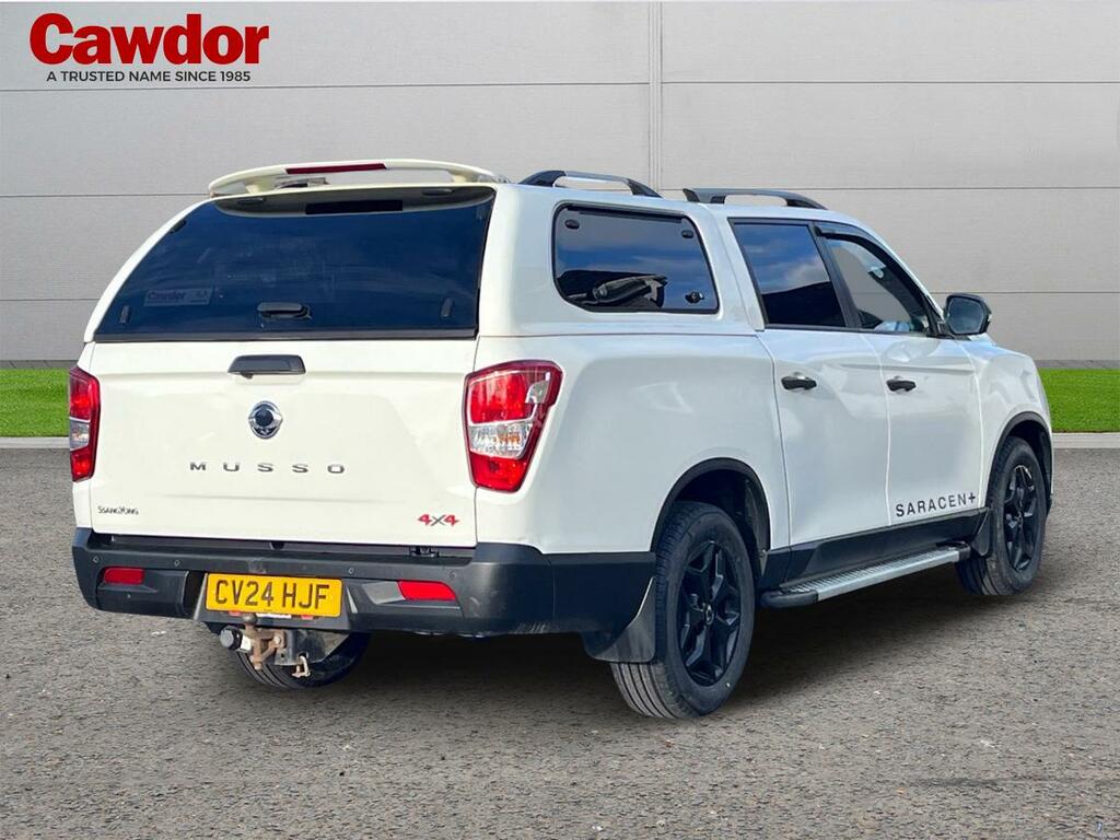 SsangYong Musso Saracen Cab CV24HJF White #3