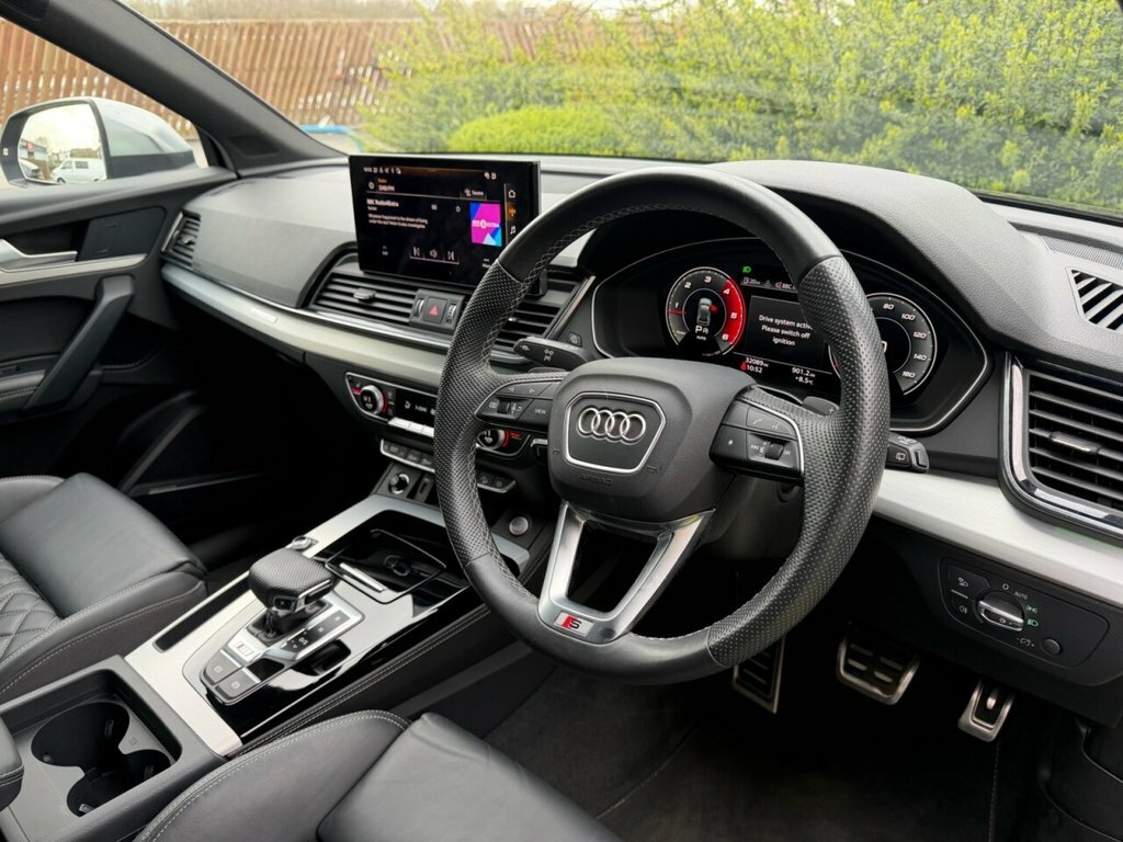 Audi SQ5 Suv DE22RKU Grey #3