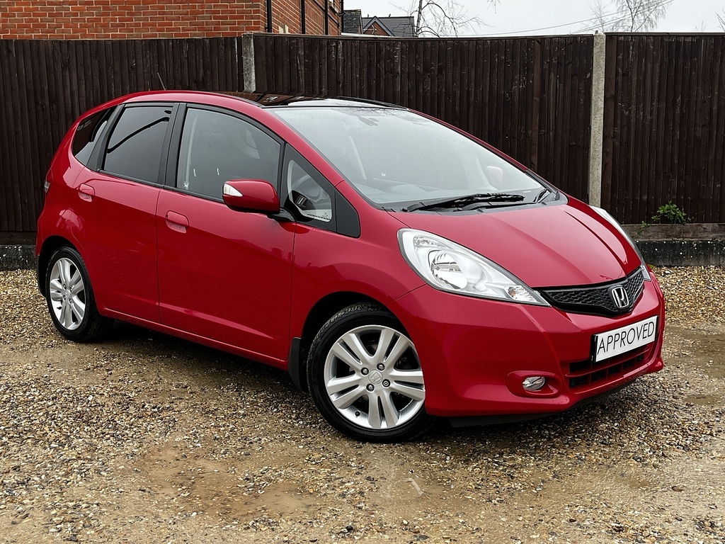 Honda Jazz I-vtec Ex FG12NUF Red #2
