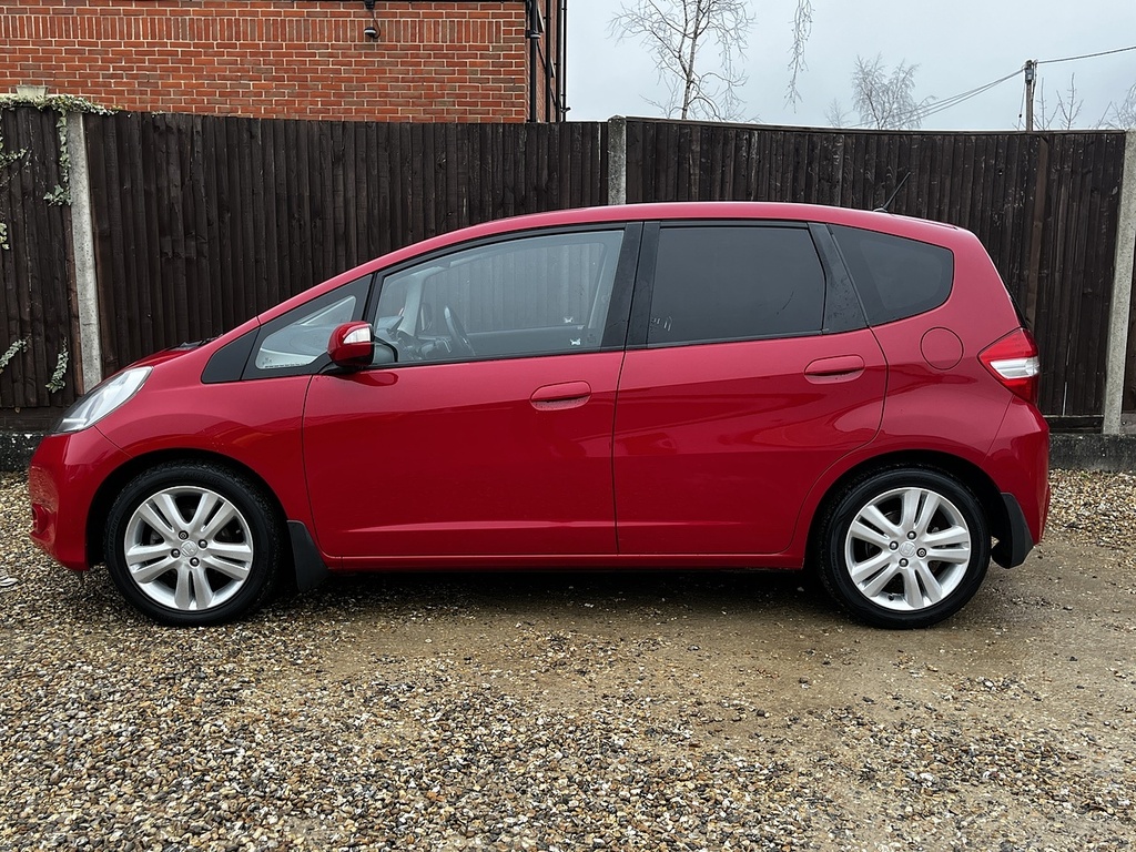 Honda Jazz I-vtec Ex FG12NUF Red #5