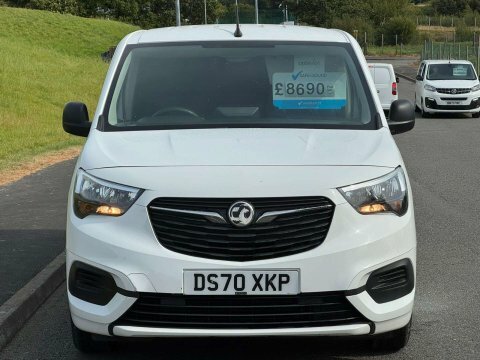Vauxhall Combo 1.5 Combo 2300 DS70XKP White #2