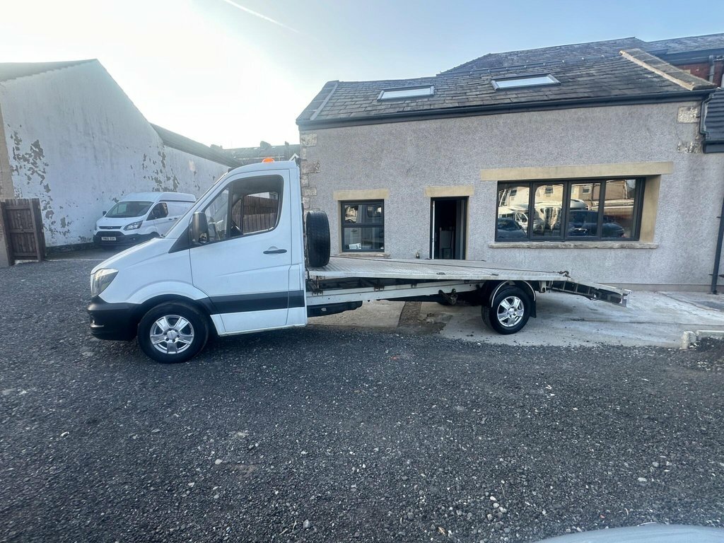 Mercedes-Benz Sprinter Diesel SB15UBU White #5