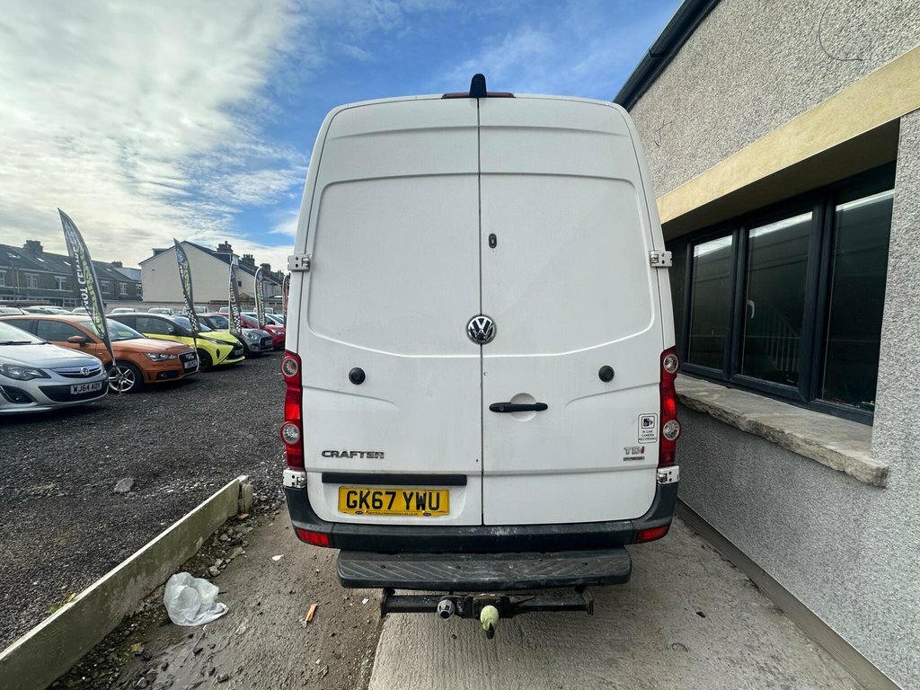Volkswagen Crafter 2L Cr35 GK67YWU White #4