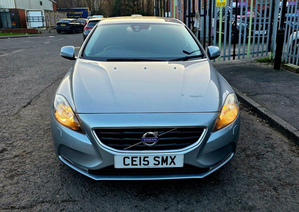 Volvo V40 2.0 D4 Se Nav Geartronic Euro 6 Ss CE15SMX Silver #3