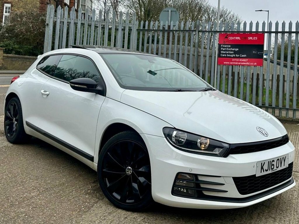 Volkswagen Scirocco 2.0 Tdi Bluemotion Tech Gt Hatchback Ds White