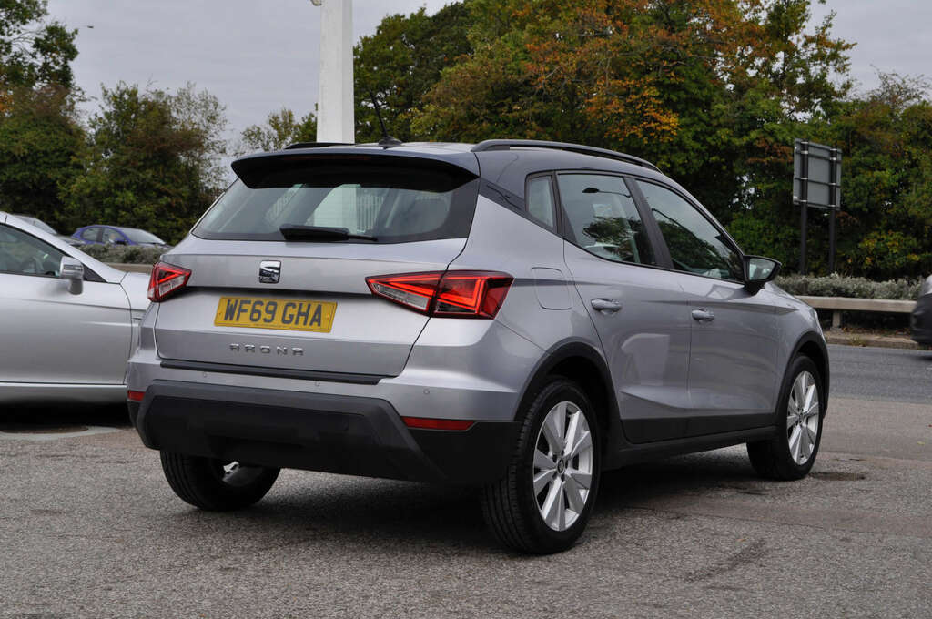 Seat Arona 1.6 Arona Se Technology Luxury Tdi WF69GHA Silver #5