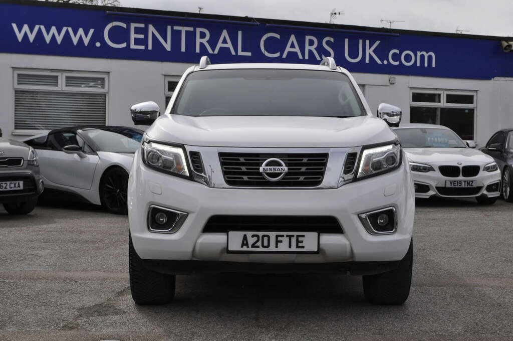 Nissan Navara 2.3 Navara Tekna Dci 4Wd White #3