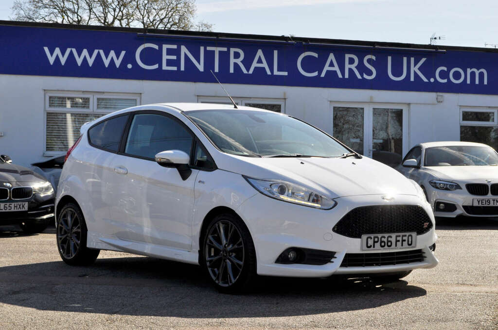 Ford Fiesta 1.0 Fiesta St-line White