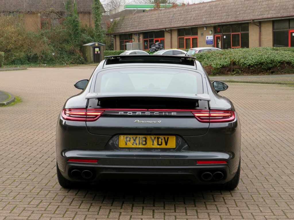 Porsche Panamera 2.9 V6 E-hybrid 14Kwh 4 Saloon Plug-in PX18YDV Grey #4