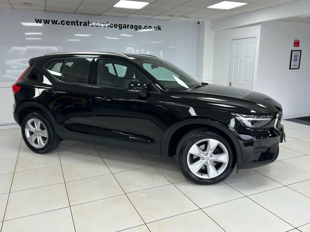 Volvo XC40 2.0 B3 Mhev Core Dct Euro 6 Ss WG72ZRO Black #3