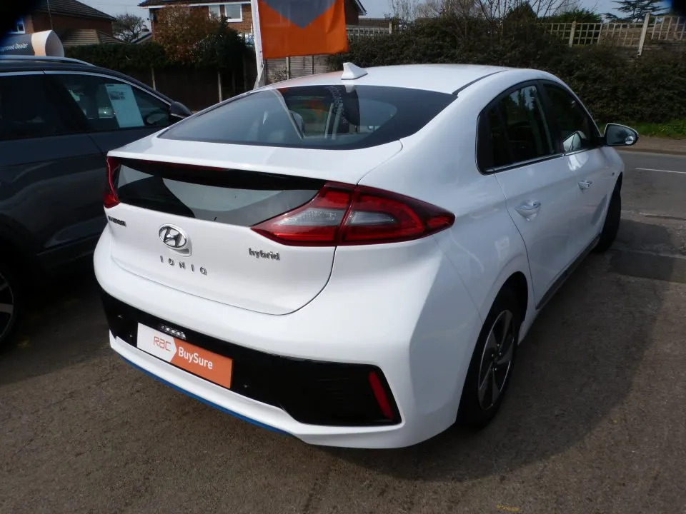 Hyundai Ioniq 1.6 H Premium Se White #3