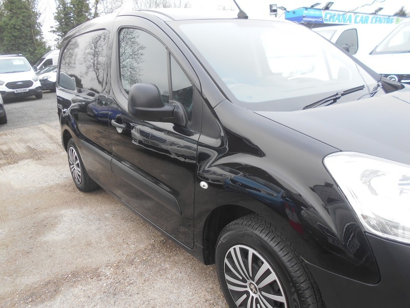 Peugeot Partner 2018 Blue Hdi Professional KY68KAE Black #6