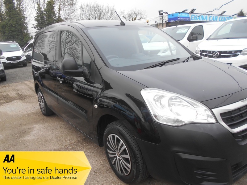 Peugeot Partner 2018 Blue Hdi Professional KY68KAE Black #2