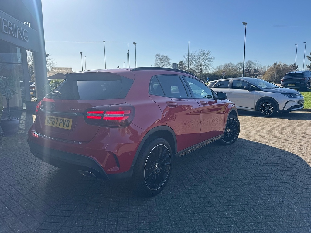 Mercedes-Benz GLA Class Gla220d Amg Line BF67PVD Red #5