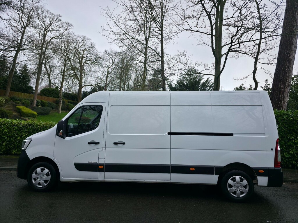 Renault Master 2.3 Dci 35 Business Fwd Lwb Medium Roof Euro 6 YB72VOM White #4