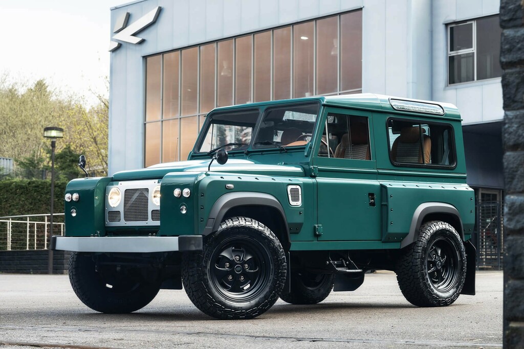 Land Rover Defender 90 Homage II Station Wagon Green #3