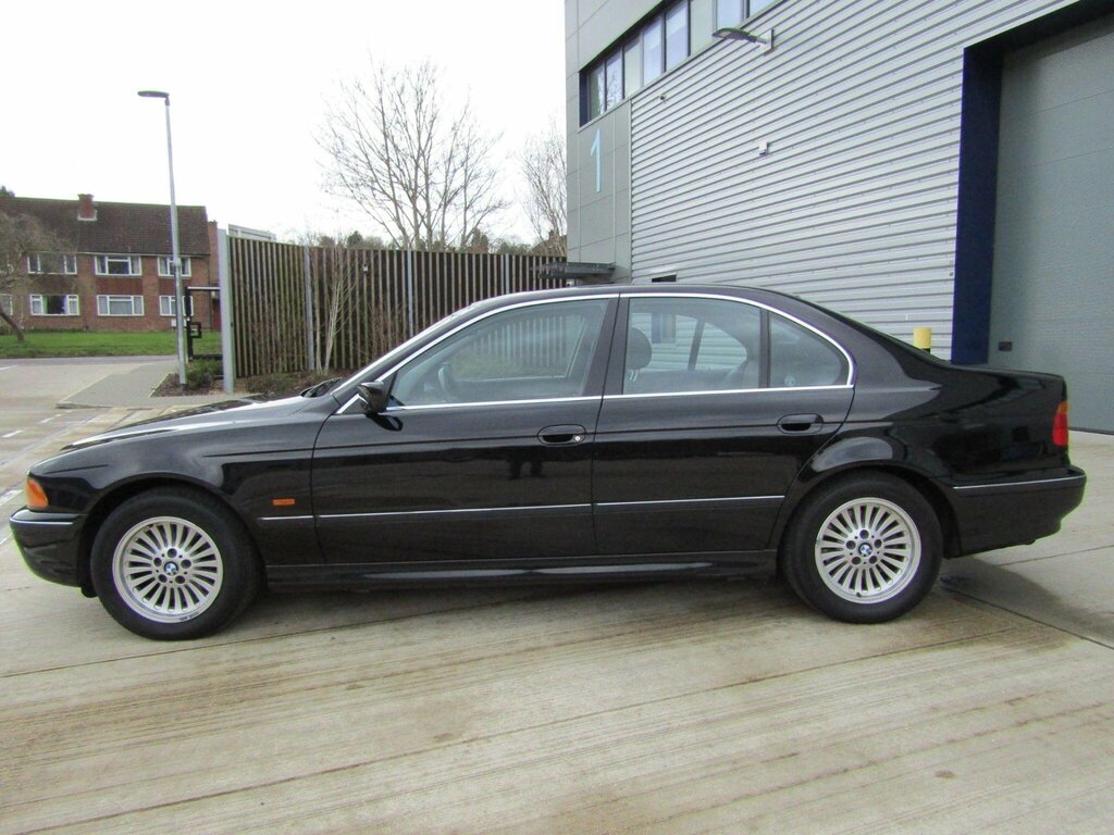 BMW 5 Series 540I Blue #4