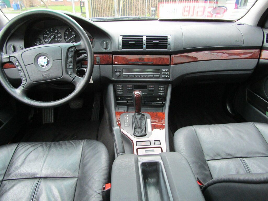 BMW 5 Series 540I Blue #7
