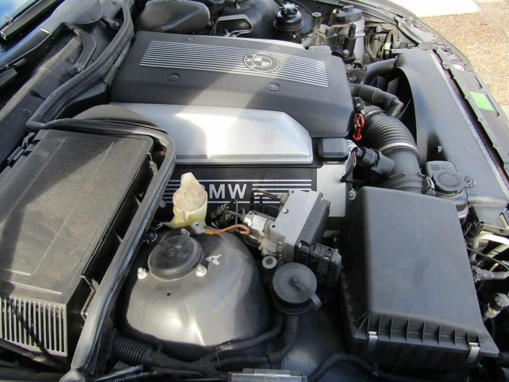 BMW 5 Series 540I Blue #16