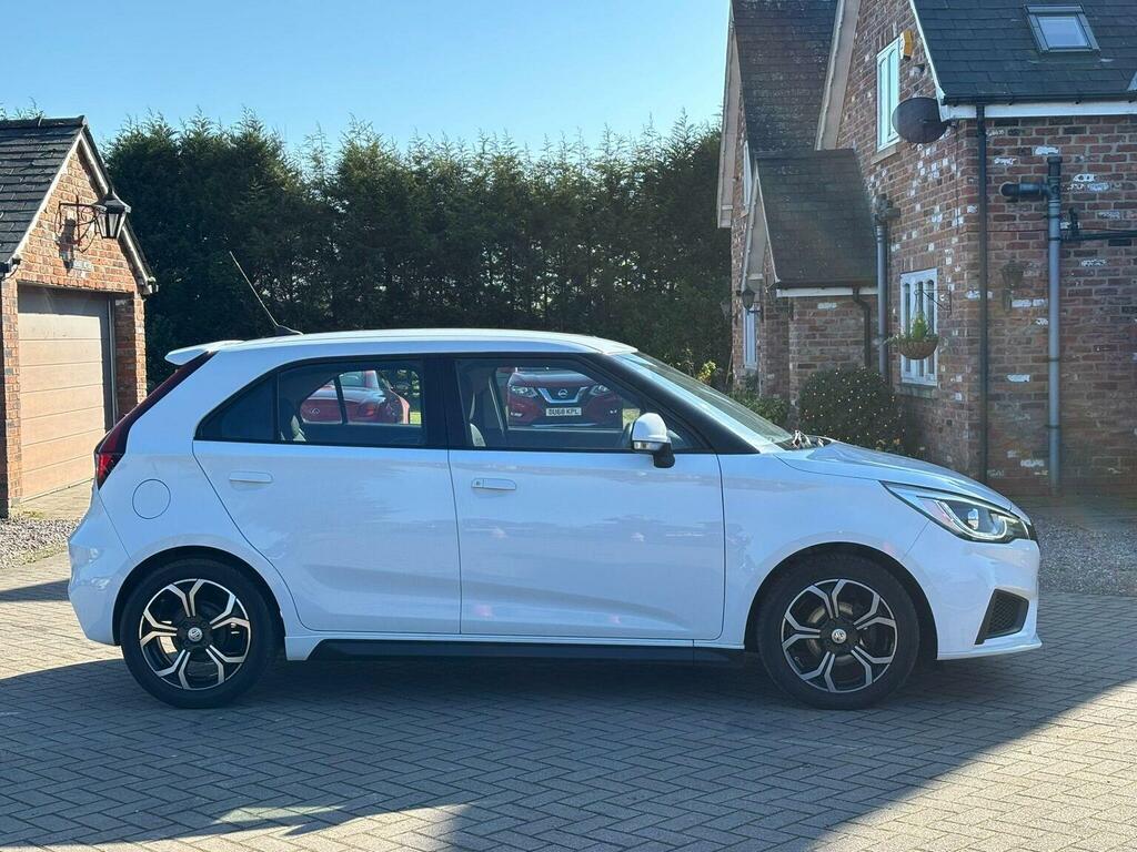 MG MG3 Hatchback 1.5 Vti-tech Excite Euro 6 Ss 20 FH19LFN White #3