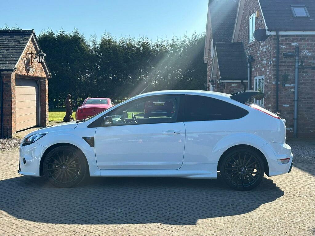 Ford Focus Hatchback 2.5 Rs 201060 White #3