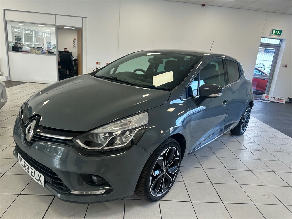 Renault Clio 0.9 L Iconic Tce Grey
