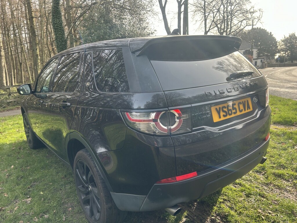 Land Rover Discovery Sport 2.0 Td4 Hse Black YS65CVA Black #6