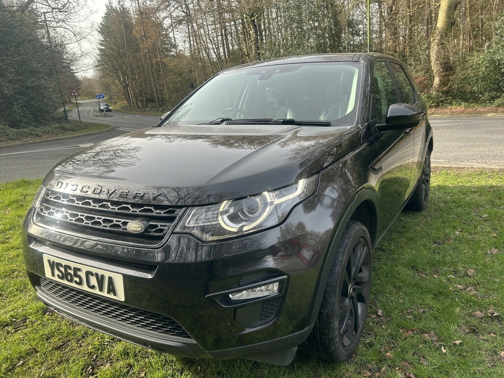 Land Rover Discovery Sport 2.0 Td4 Hse Black YS65CVA Black #4