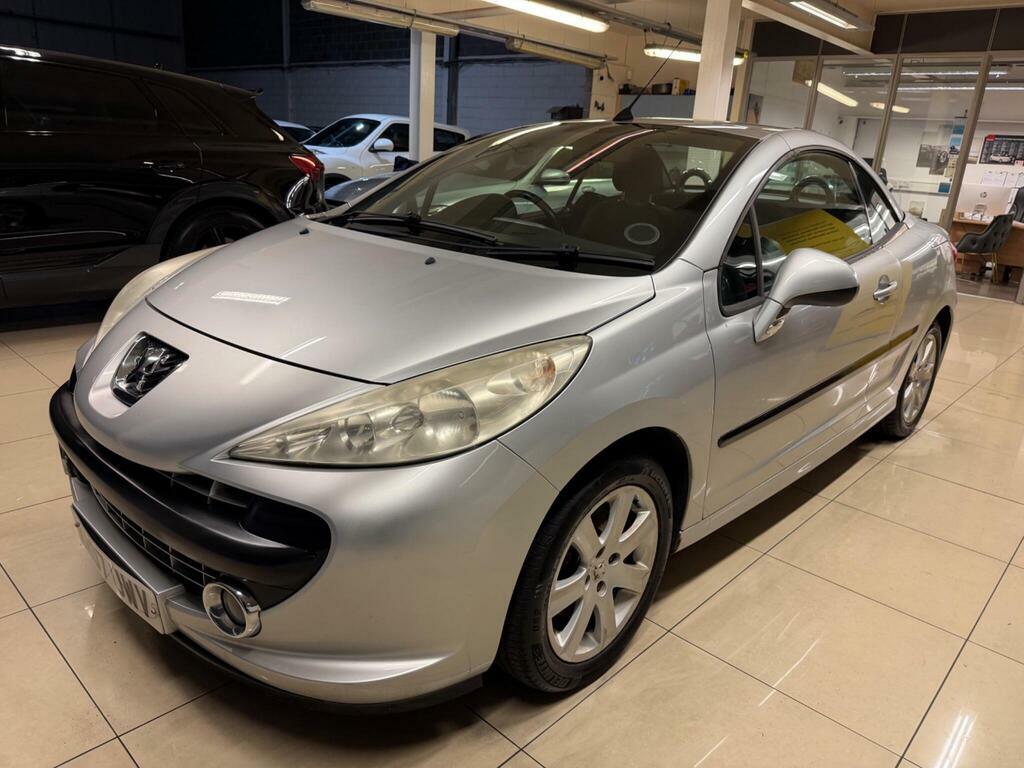 Peugeot 207 CC 1.6 Hdi Fap Sport Silver #3