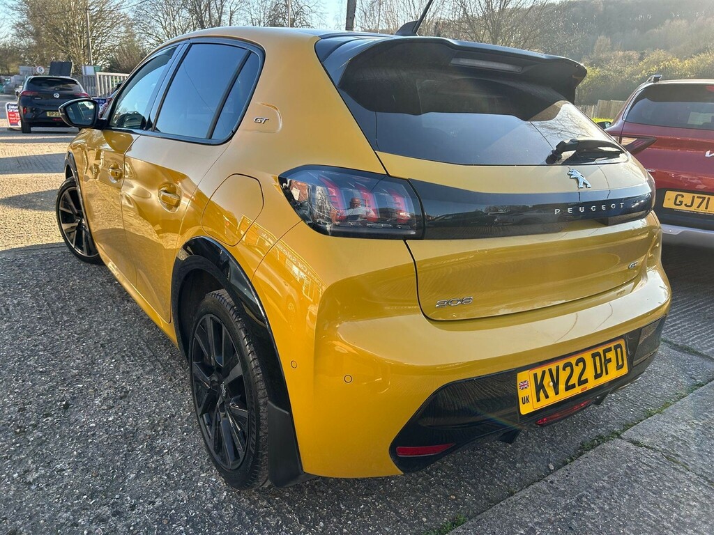 Peugeot 208 1.2 Puretech Gt Premium Eat Euro 6 Ss KV22DFD Yellow #3