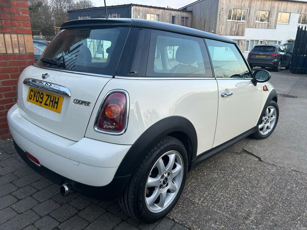 Mini Hatch Hatchback 1.6 Cooper Euro 4 200909 GY09ZHH White #5