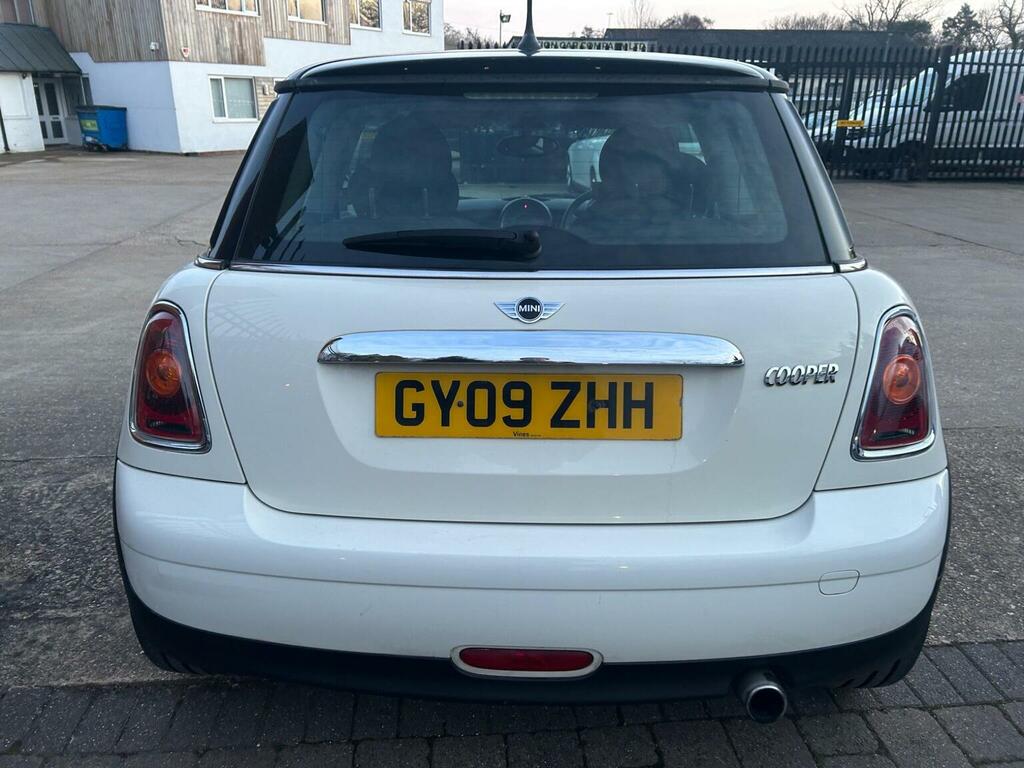 Mini Hatch Hatchback 1.6 Cooper Euro 4 200909 GY09ZHH White #3