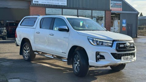 Toyota HILUX 2.4 Hi-lux Invincible YE68LCS White #6