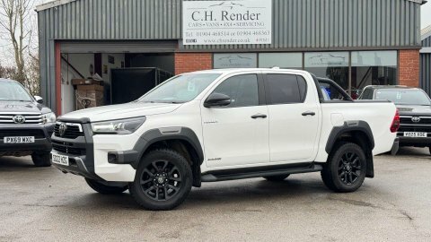 Toyota HILUX 2.8 Hilux Invincible SD22HZG White #4