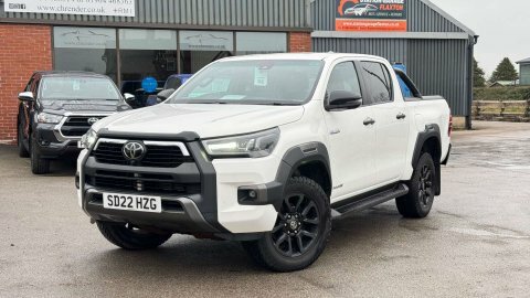 Toyota HILUX 2.8 Hilux Invincible SD22HZG White #5